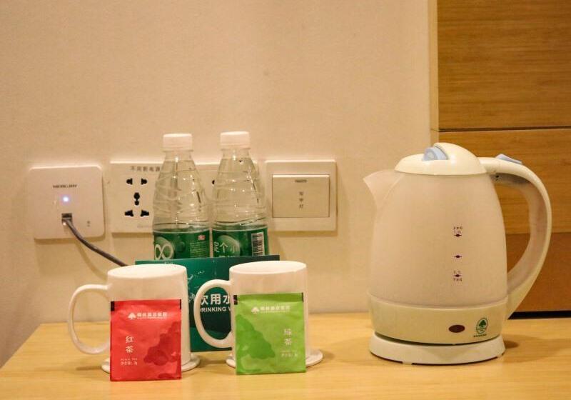 Otel Greentree Inn Beijing Chaoyang District Beiyuan Subway Station Express