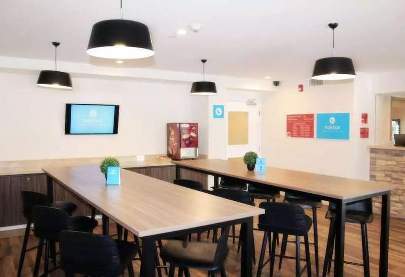 هتل Noktos Extended Ciudad Del Carmen