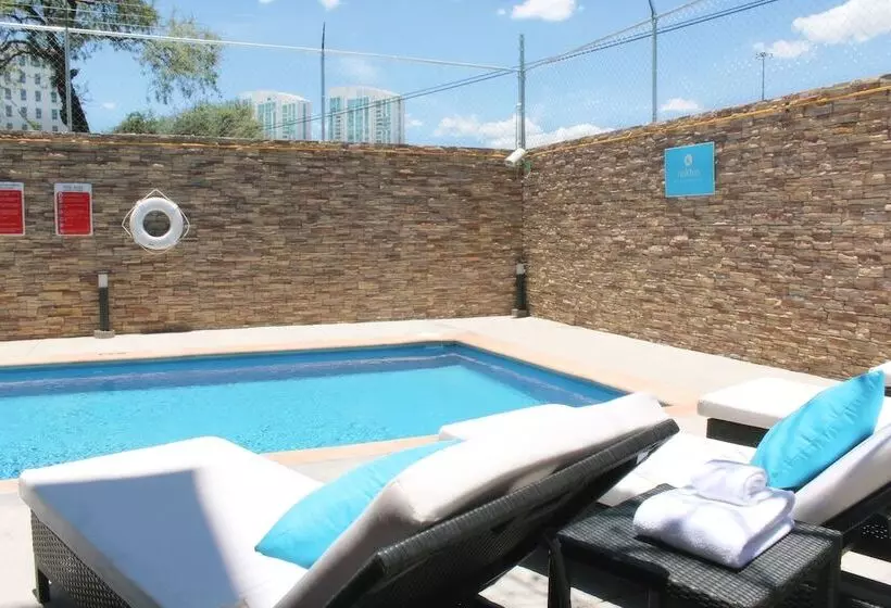 هتل Noktos Extended Ciudad Del Carmen