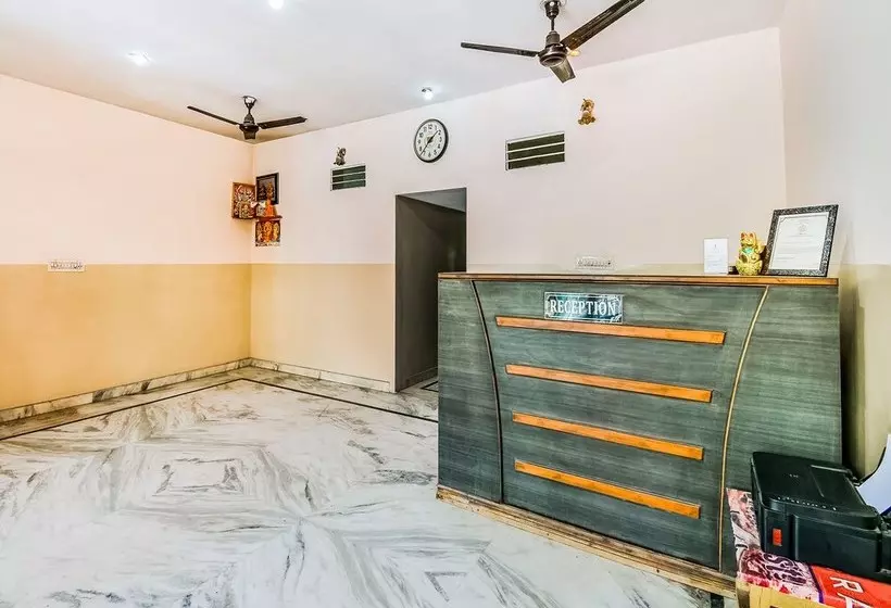Hotelli Spot On 39955 Annapurna Pinkcity