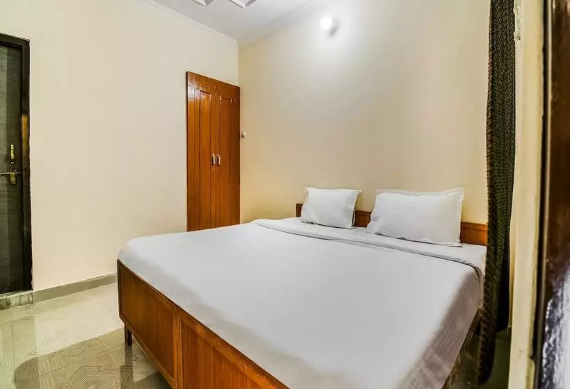 Hotelli Spot On 39955 Annapurna Pinkcity