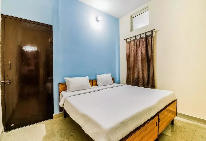 Hotelli Spot On 39955 Annapurna Pinkcity