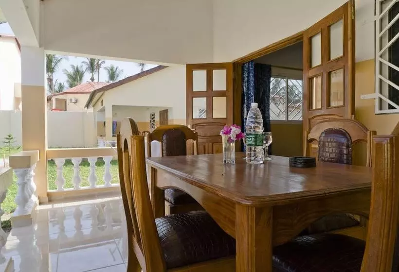 Kunta Kinteh Beach Complex