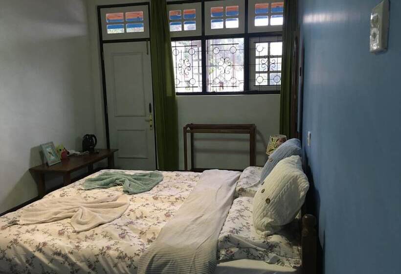 بنسيون Asteria Villa Guest House