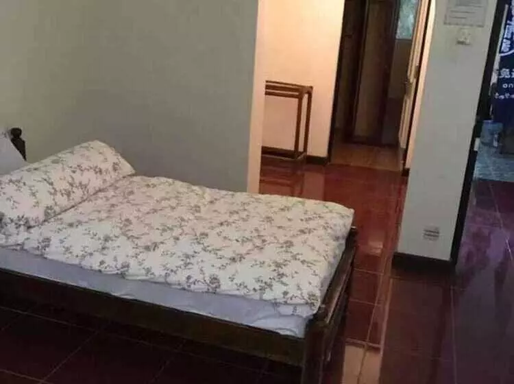 Majatalo Asteria Villa Guest House