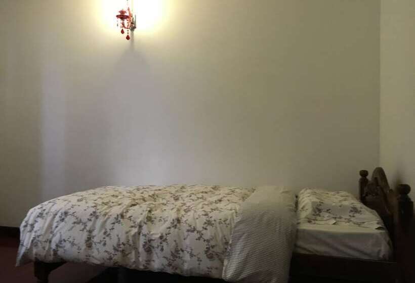 بنسيون Asteria Villa Guest House