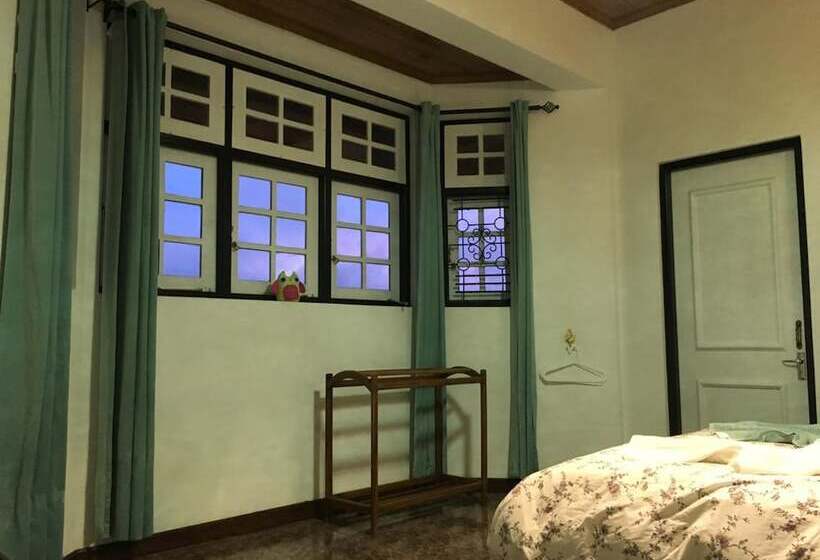 بنسيون Asteria Villa Guest House