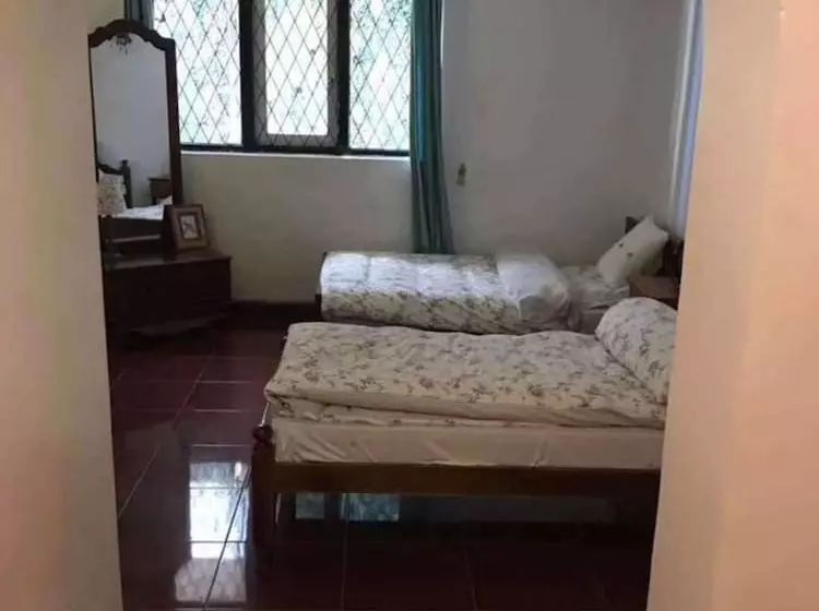 Majatalo Asteria Villa Guest House