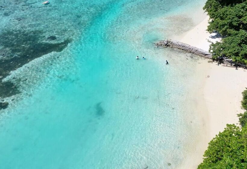 پانسیون Nalaveshi Inn, Huraa