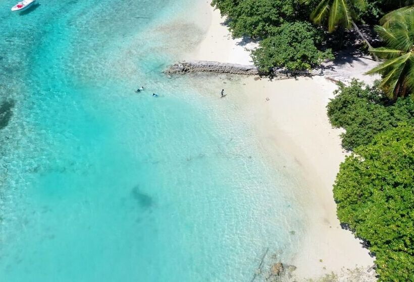 پانسیون Nalaveshi Inn, Huraa