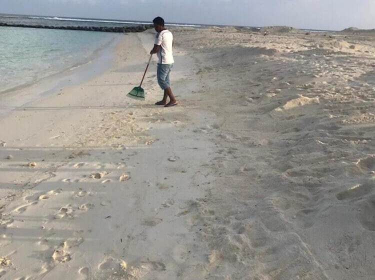 پانسیون Nalaveshi Inn, Huraa