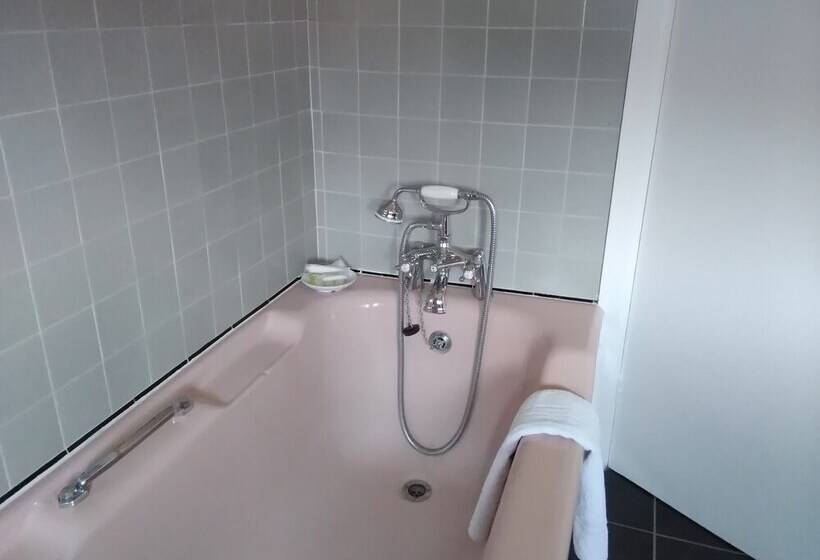 Thorps Farm Bed And Breakfast