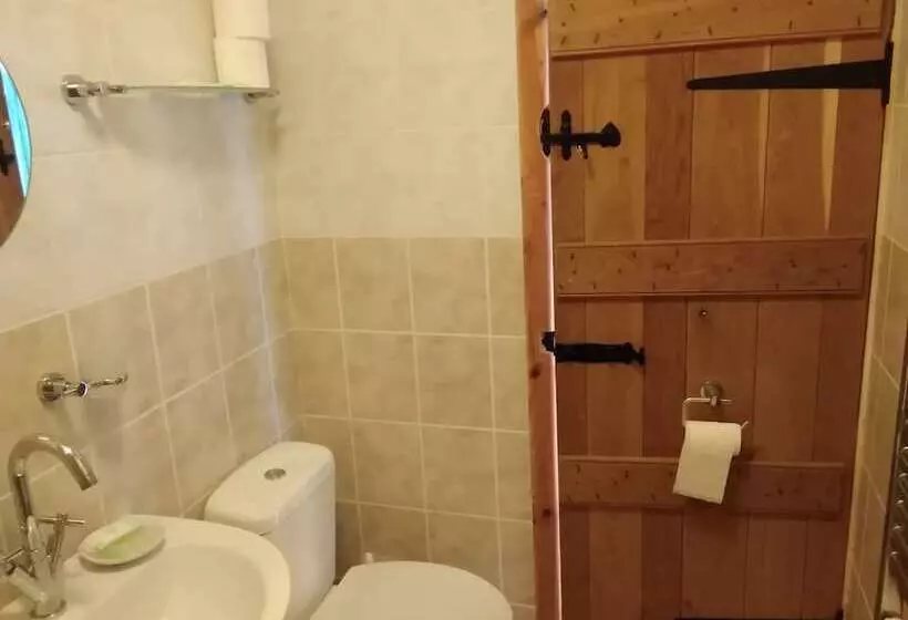 Thorps Farm Bed And Breakfast