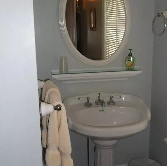 Windsome Bed & Breakfast