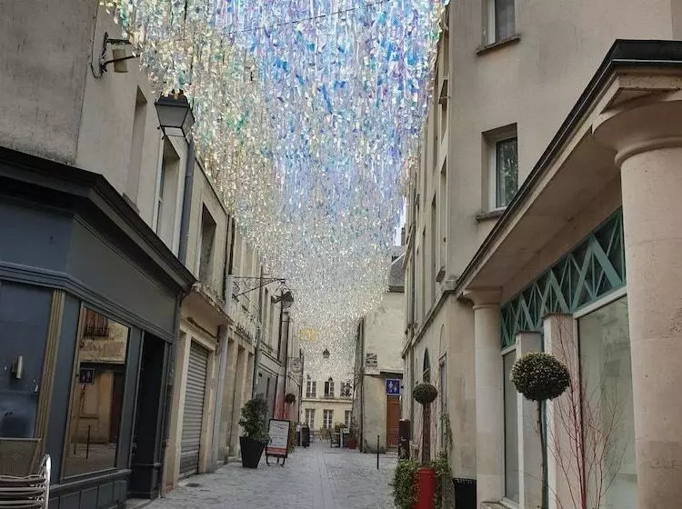 تختخواب و صبحانه L'evidence