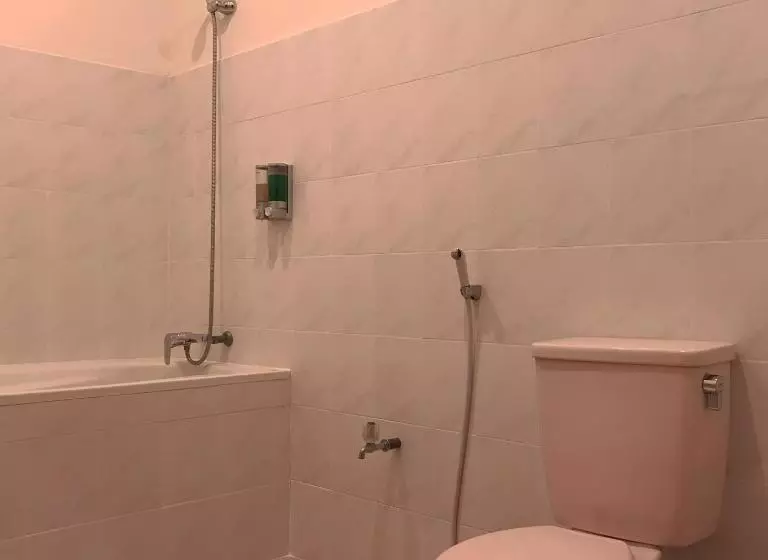 ベッドアンドブレックファースト Trawangan Cottages