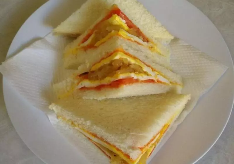 ベッドアンドブレックファースト Trawangan Cottages