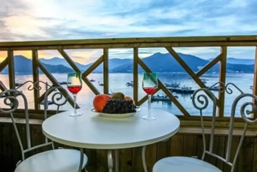 Geoje Beach Maru Pension