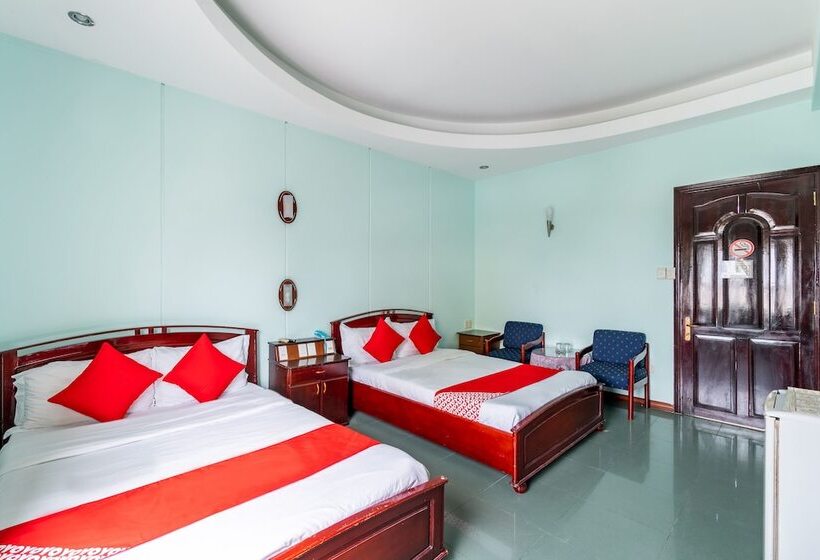 Golden Gate 1 Hotel By Oyo Rooms