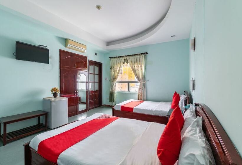 Golden Gate 1 Hotel By Oyo Rooms