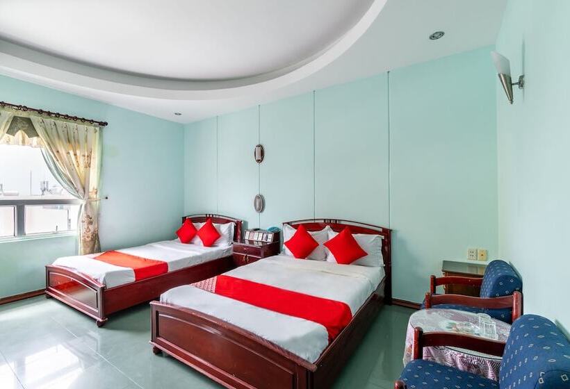 Golden Gate 1 Hotel By Oyo Rooms