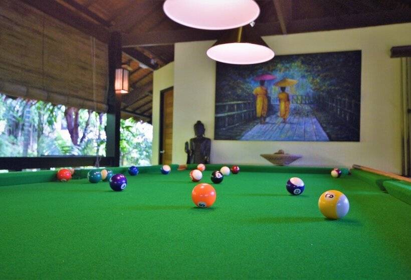 בית מלון כפרי Dan's Koyao Retreat