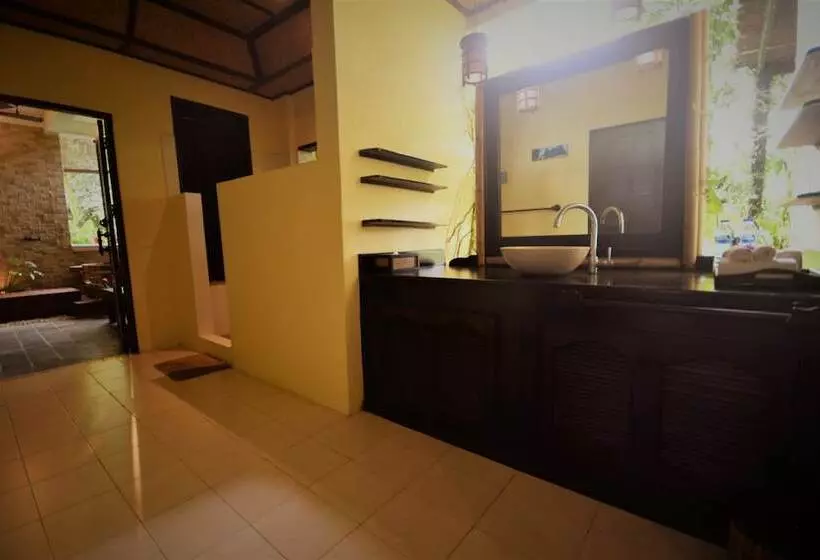 Hotelli Dan's Koyao Retreat