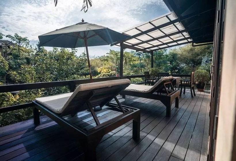 Hotelli Dan's Koyao Retreat