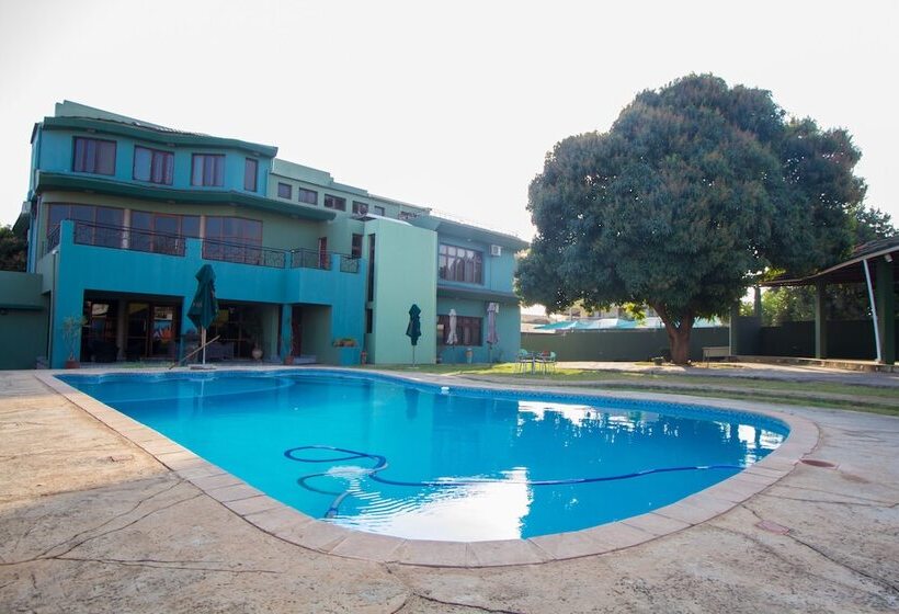 Hotel Matola Garden
