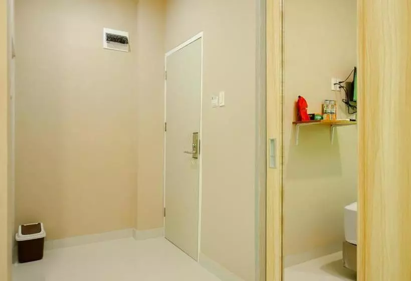 ホテル Reddoorz Syariah @ Panglima Polem Aceh