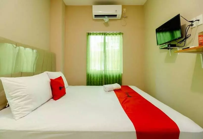 ホテル Reddoorz Syariah @ Panglima Polem Aceh