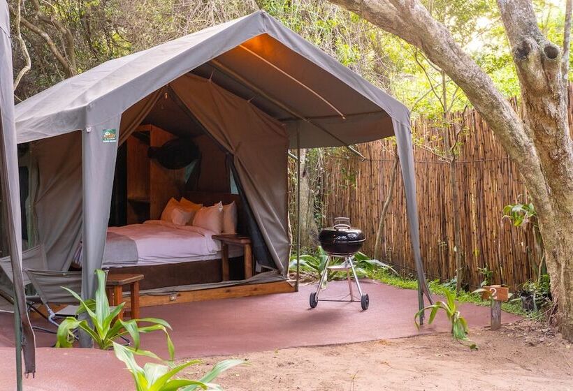 Hotel Sky Island Resort