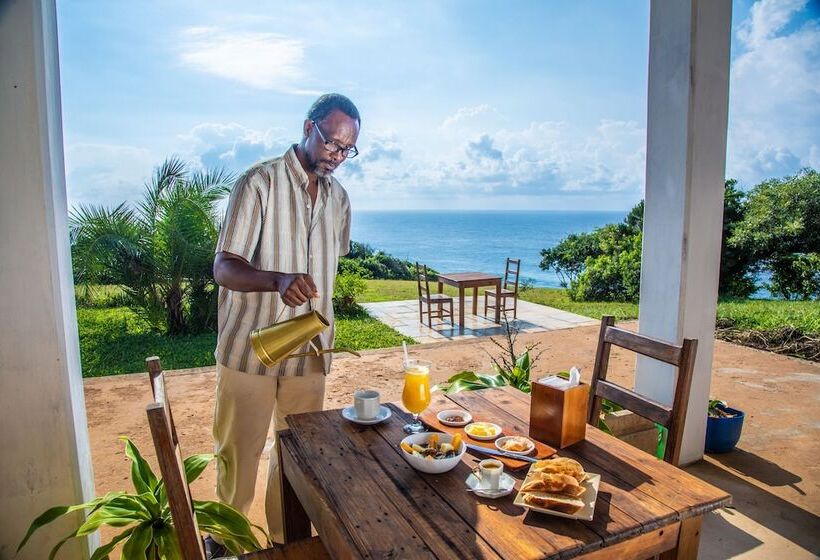 Hotel Sky Island Resort