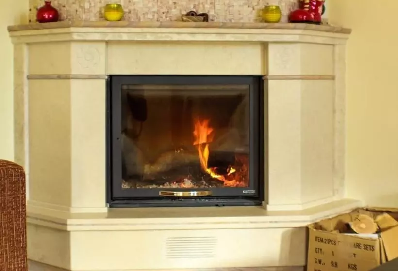 Hotelli Vila Landi