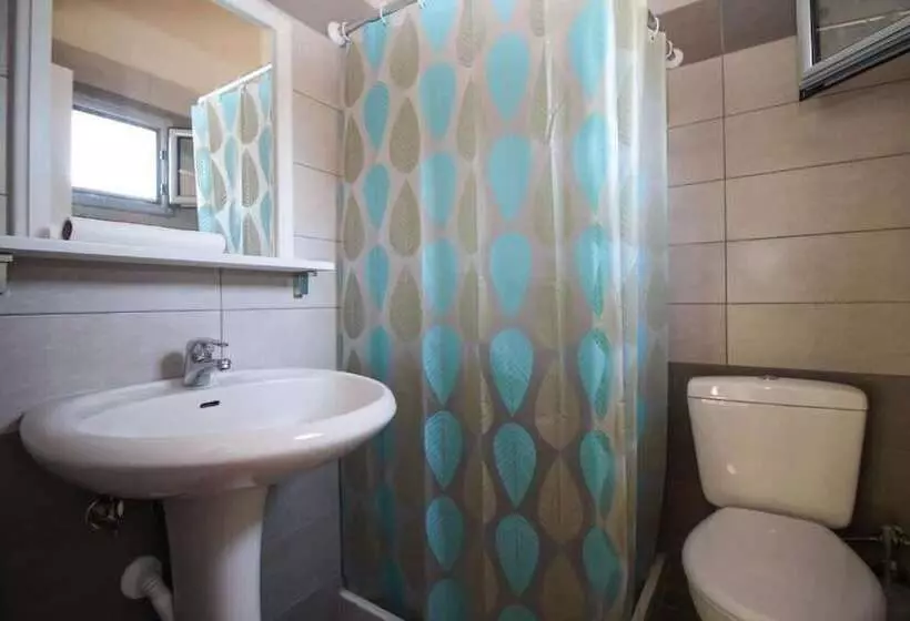 Hotelli Vila Landi