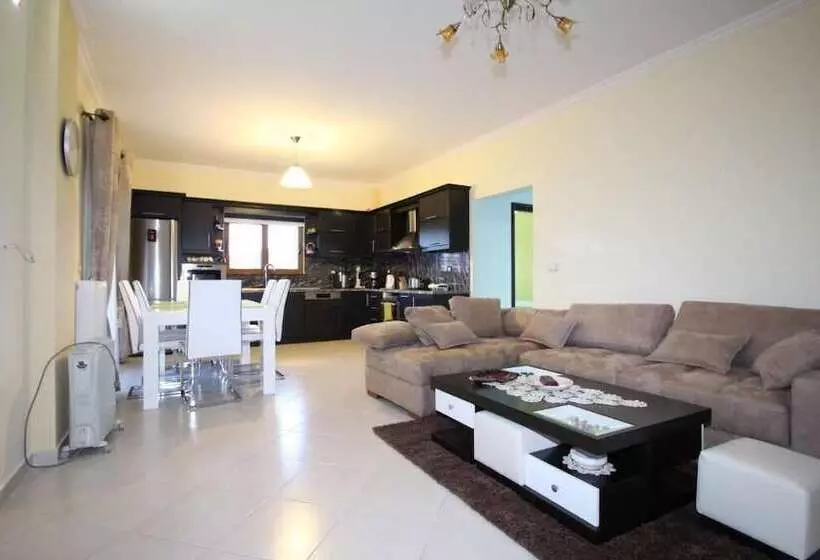 Hotelli Vila Landi