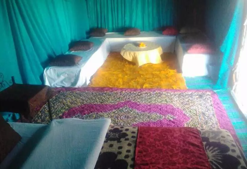 پانسیون Lahcen Sahara