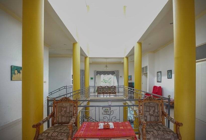 膳宿费 Reddoorz Syariah Near Museum Lambung Mangkurat 2