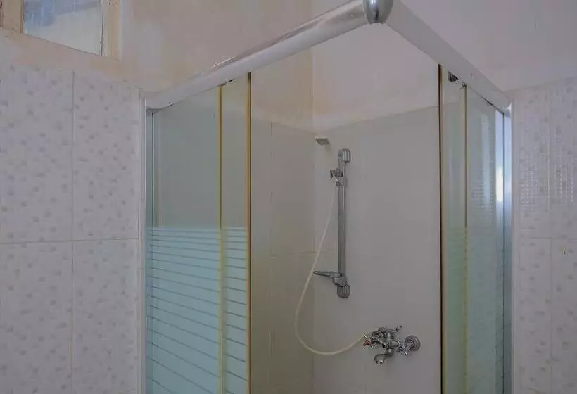 Majatalo Reddoorz Syariah Near Museum Lambung Mangkurat 2