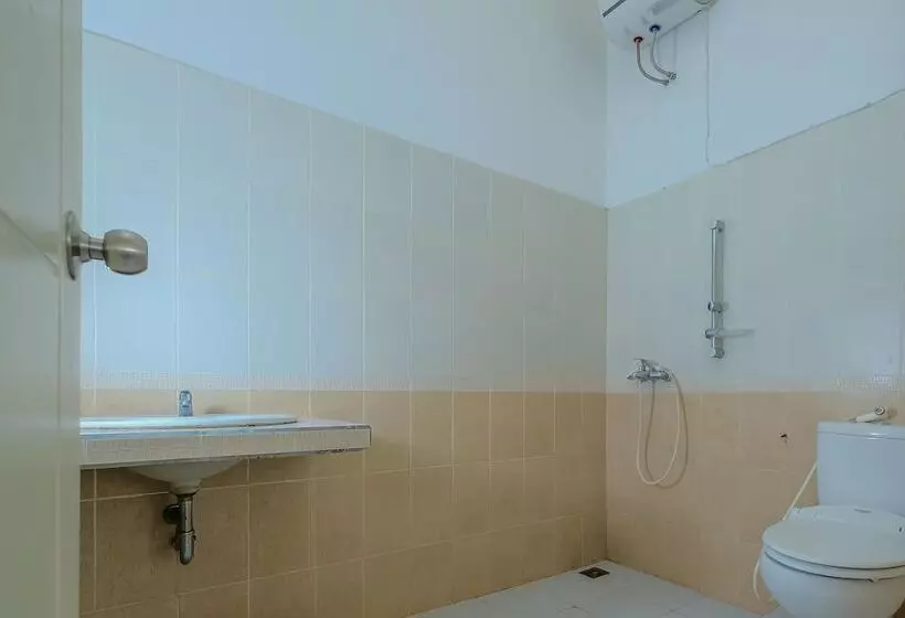 Majatalo Reddoorz Syariah Near Museum Lambung Mangkurat 2