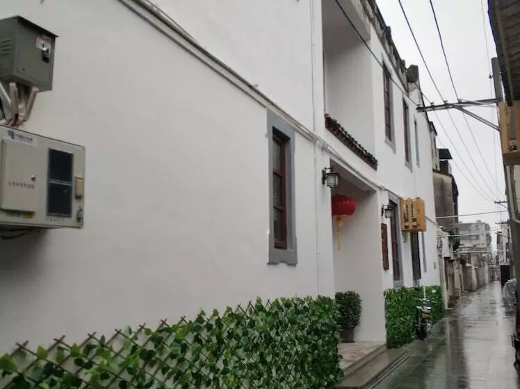 Majatalo Wanglu Inn