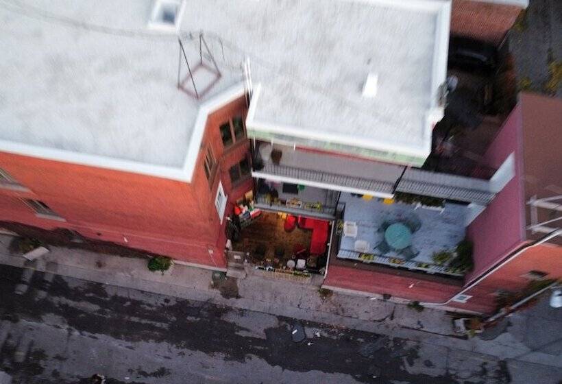 فندق صغير Pied A Terre Mont Royal