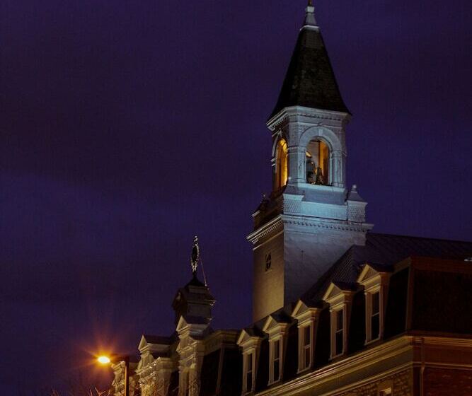 فندق صغير Pied A Terre Mont Royal