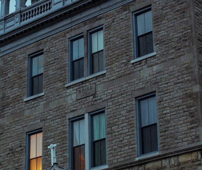 فندق صغير Pied A Terre Mont Royal