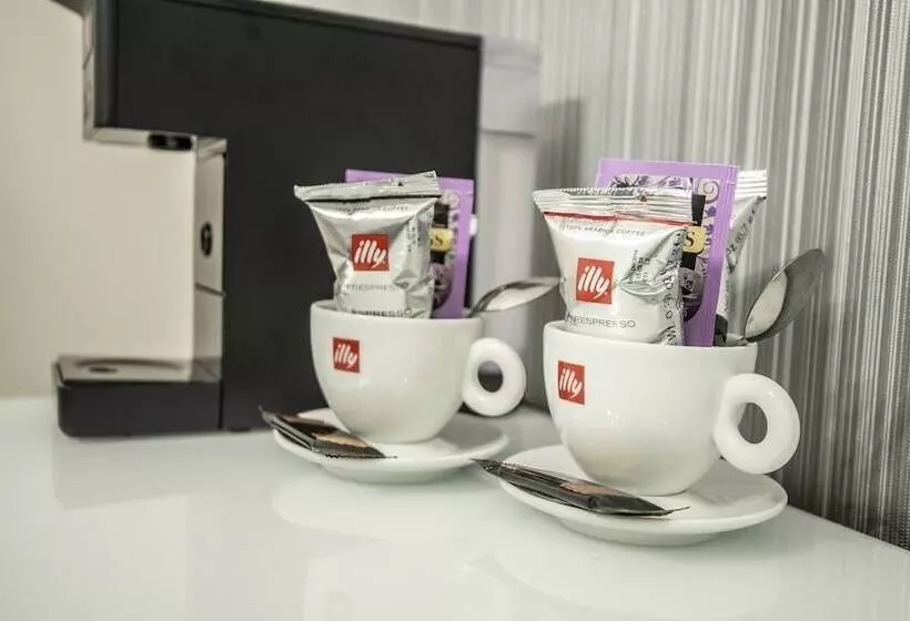 The George Wright Boutique Hotel, Bar & Restaurant