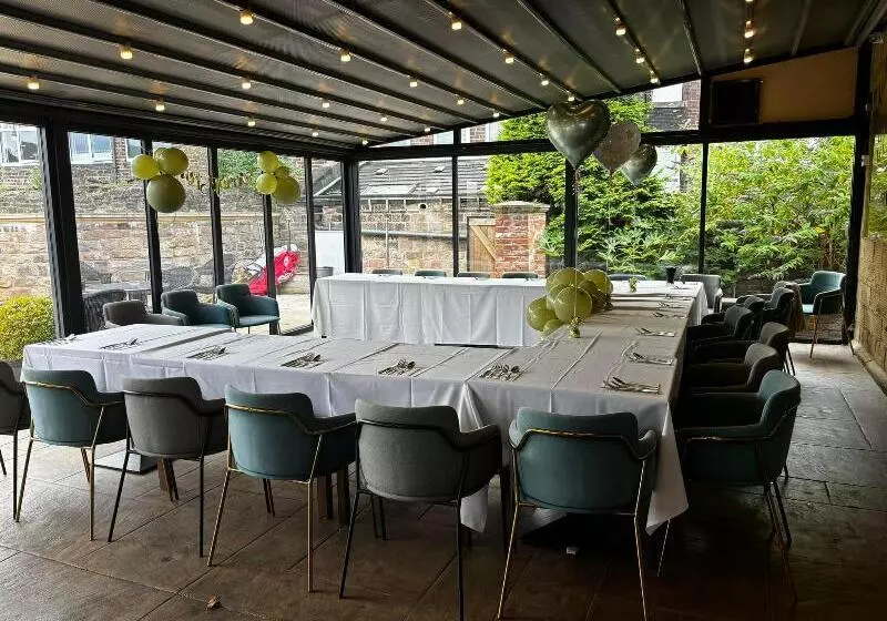 The George Wright Boutique Hotel, Bar & Restaurant