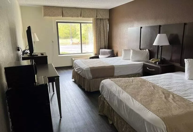 Отель A Victory Inn  West Dearborn