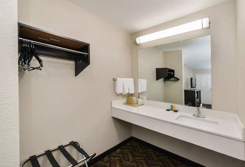 Отель Americas Best Value Inn Pasadena Houston