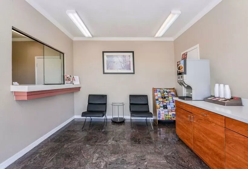 Отель Americas Best Value Inn Pasadena Houston