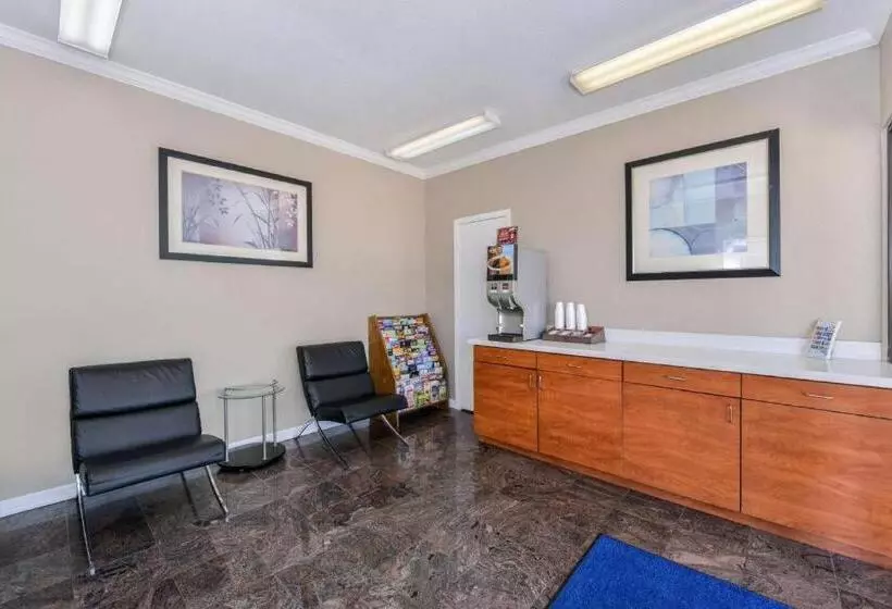 Отель Americas Best Value Inn Pasadena Houston